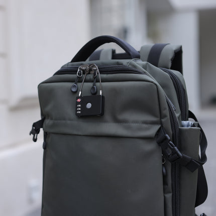 Beeep Onetag Apple Find My & Android Tracker - Anti-Loss Tsa Approved Smartlock - Black