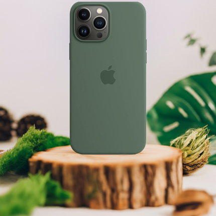 Apple  iPhone 13 Pro Max Siliconen hoesje met MagSafe – Eucalyptus (groen)